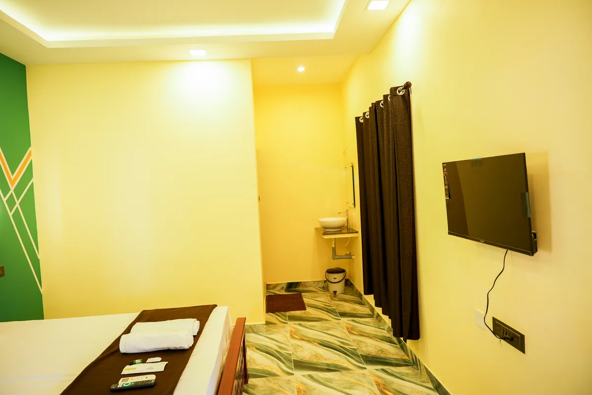 La Mithila Resort Pondicherry - Deluxe Couple Room, private outdoor access